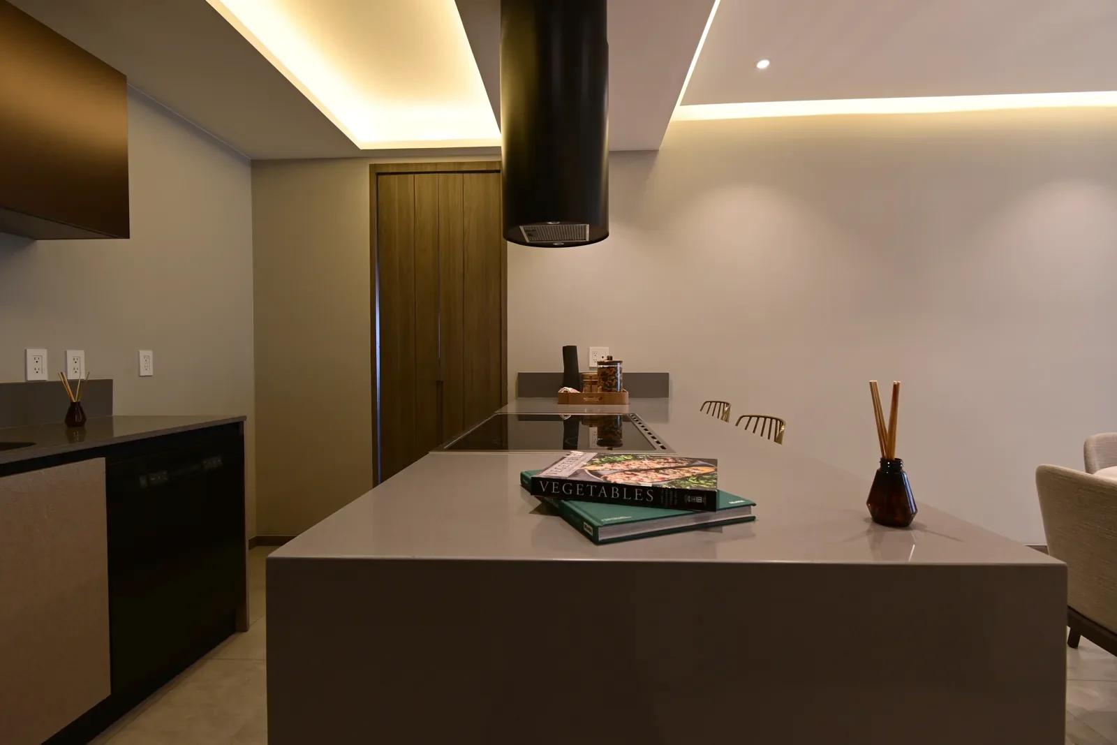 Cocina del departamento muestra Brelia